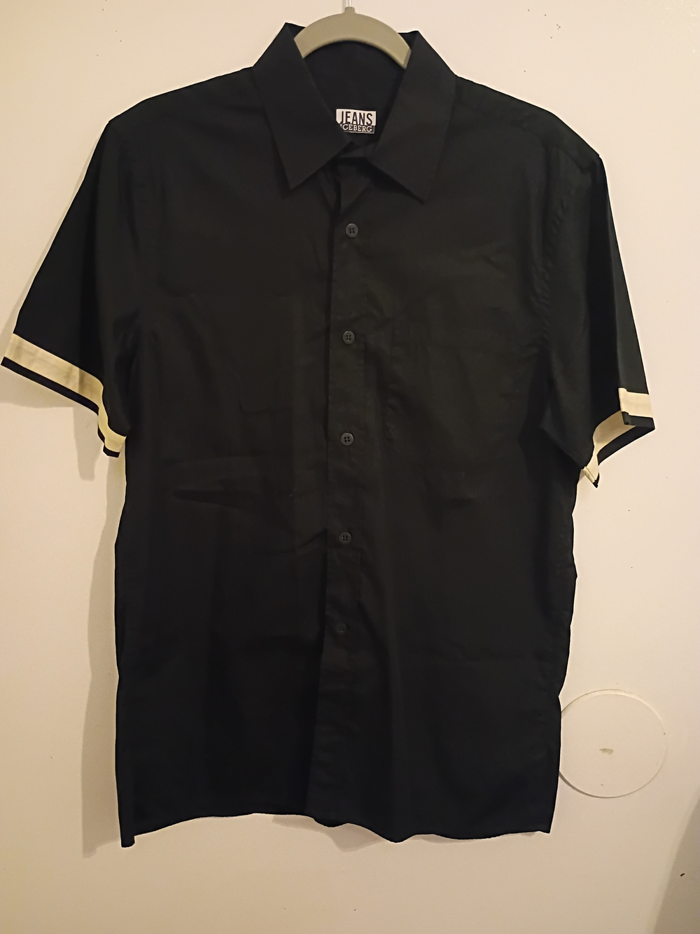 Iceberg Men's Black‎ Short-Sleeve Button-Up Shirt with Cream Trim Sz M